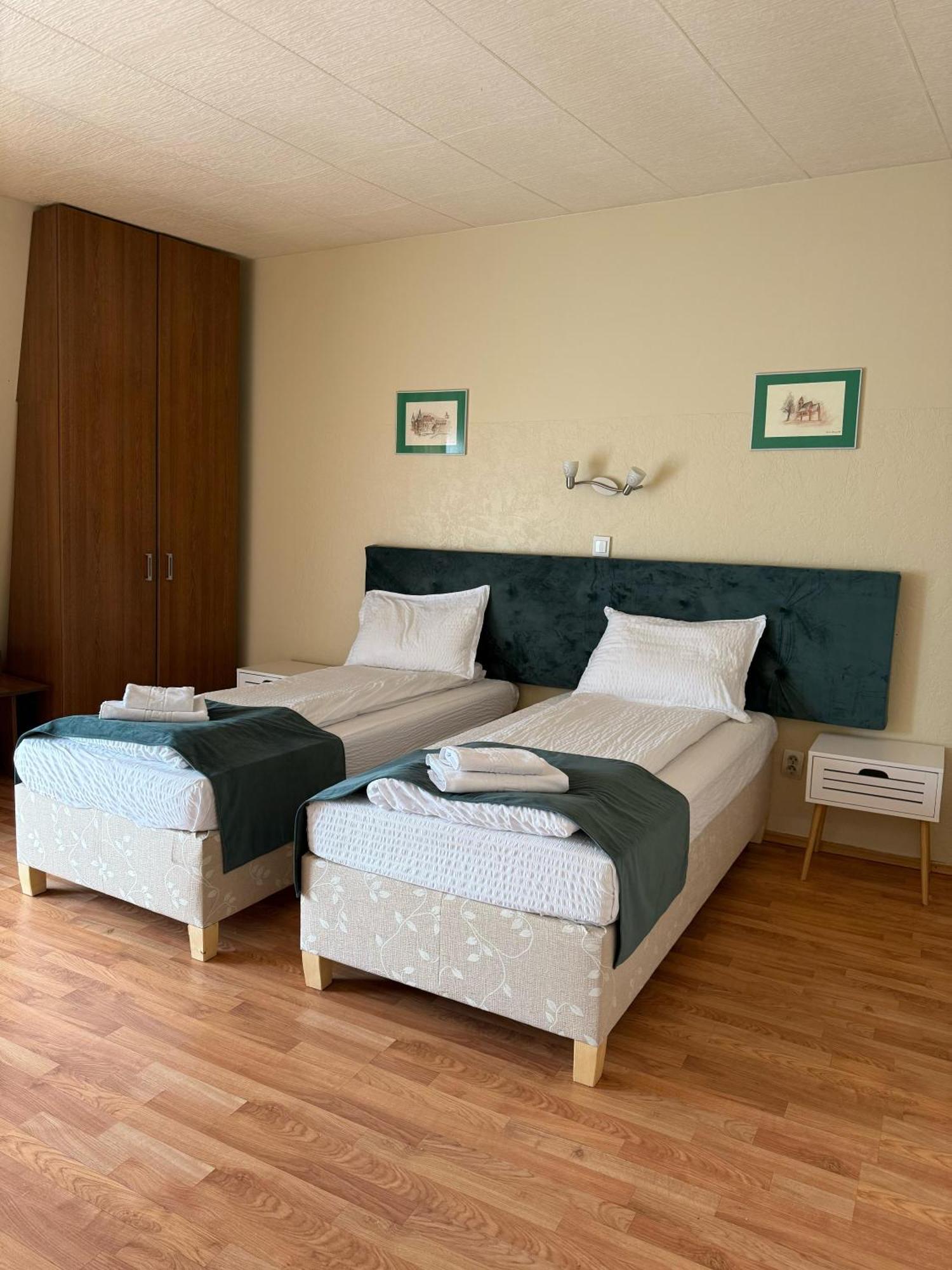 Vila Veche Haţeg Extérieur photo